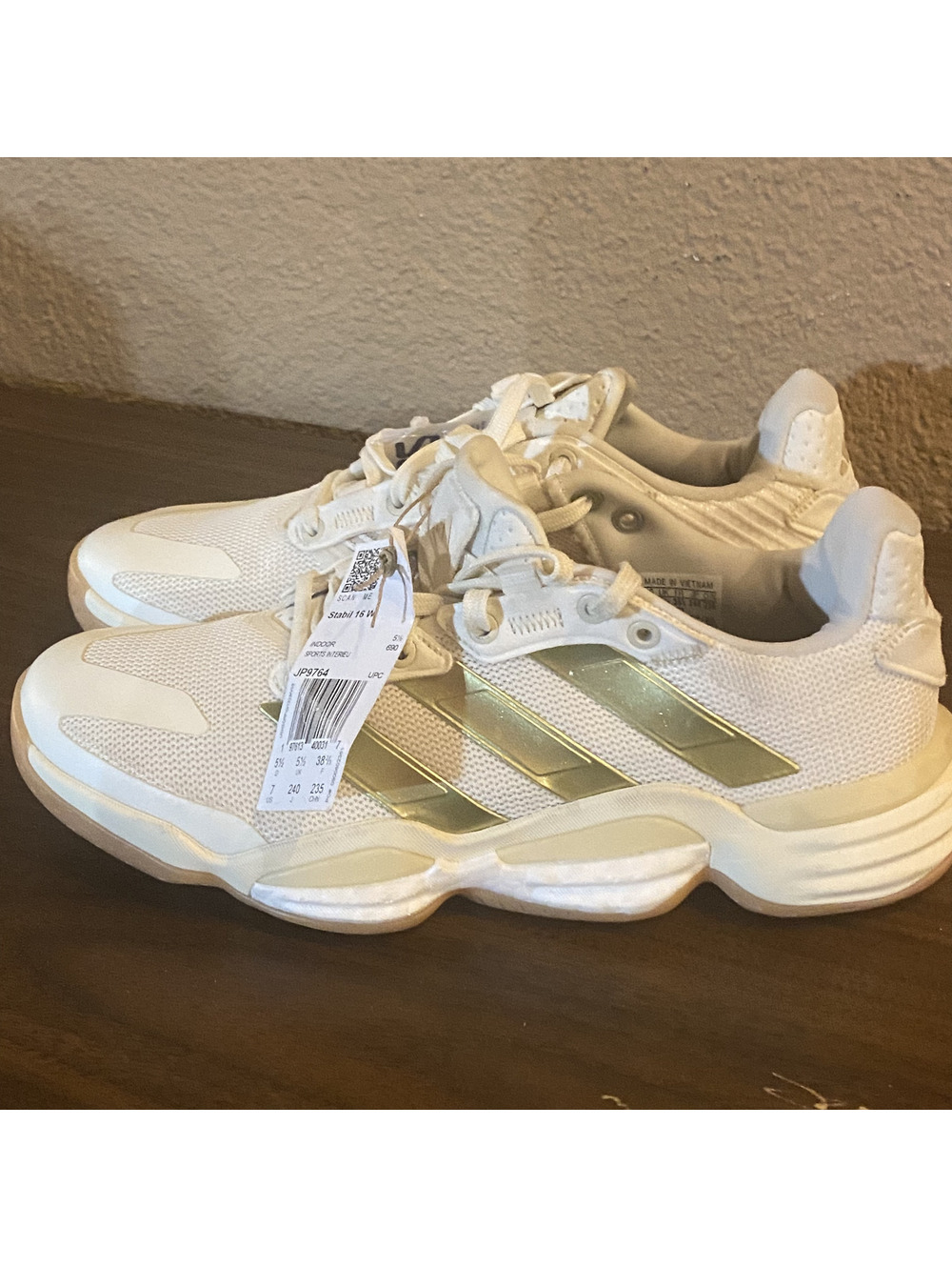 adidas Athletic Sneakers White Gold Size 7 US
